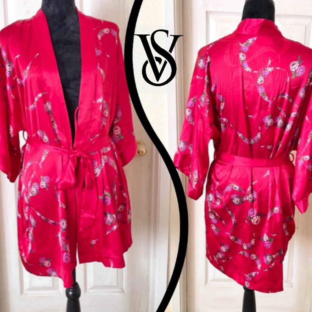 Victoria’s Secret Angels Red floral Robe